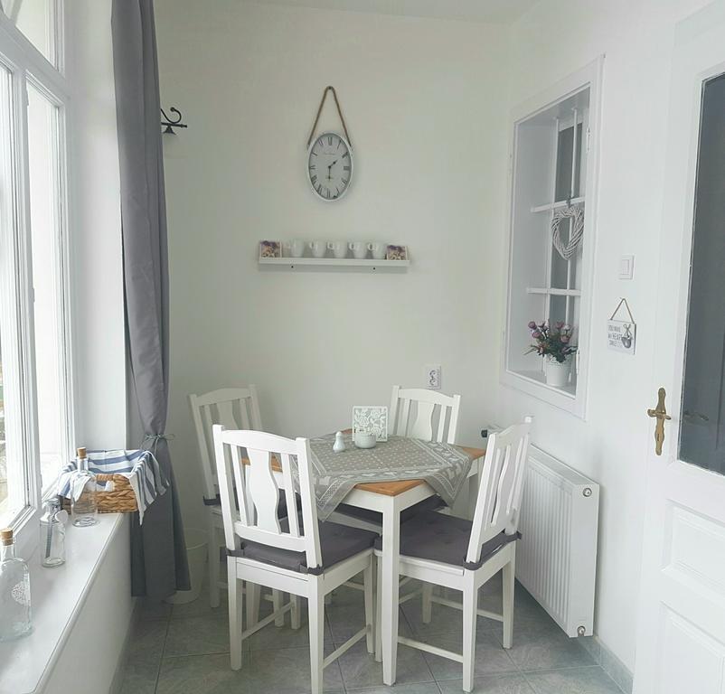 Zsigmond Vendeghaz Apartment Villany Exterior photo