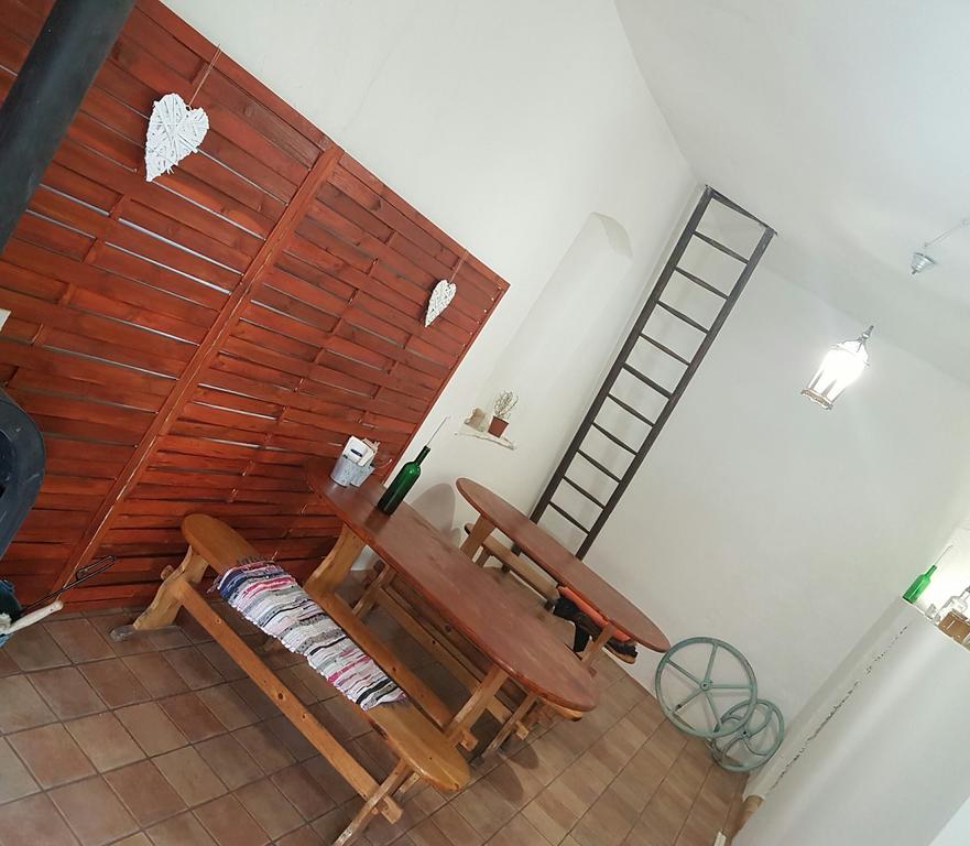 Zsigmond Vendeghaz Apartment Villany Exterior photo
